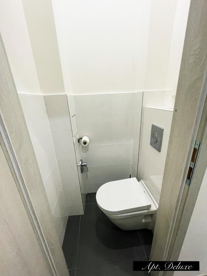 Apartments In The Heart Of 프라하 외부 사진