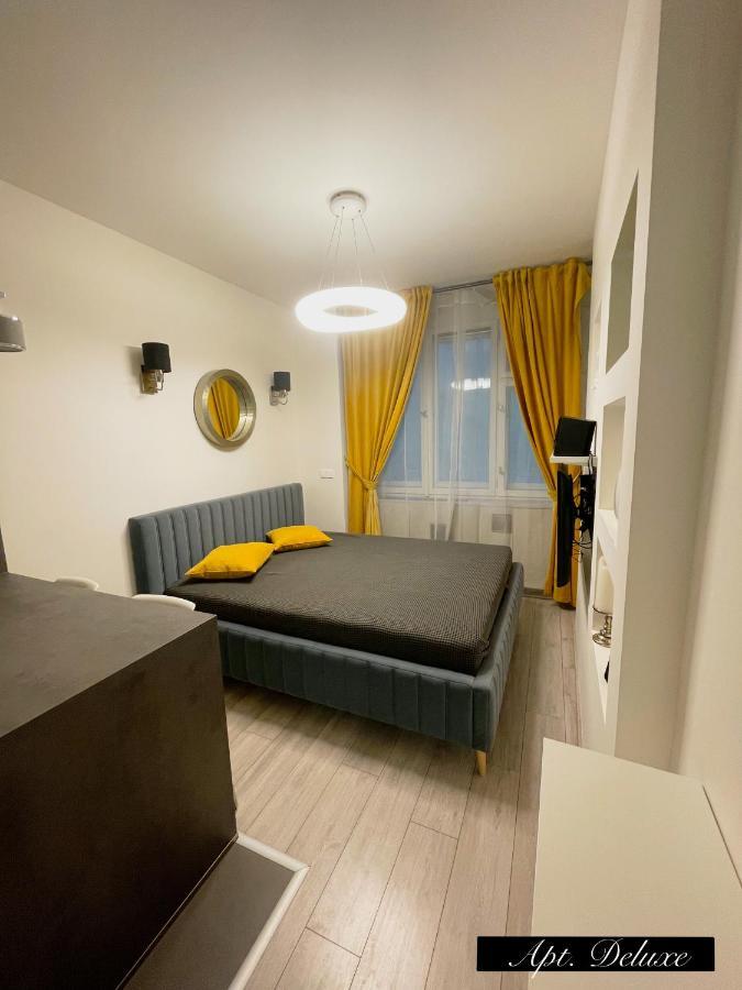 Apartments In The Heart Of 프라하 외부 사진