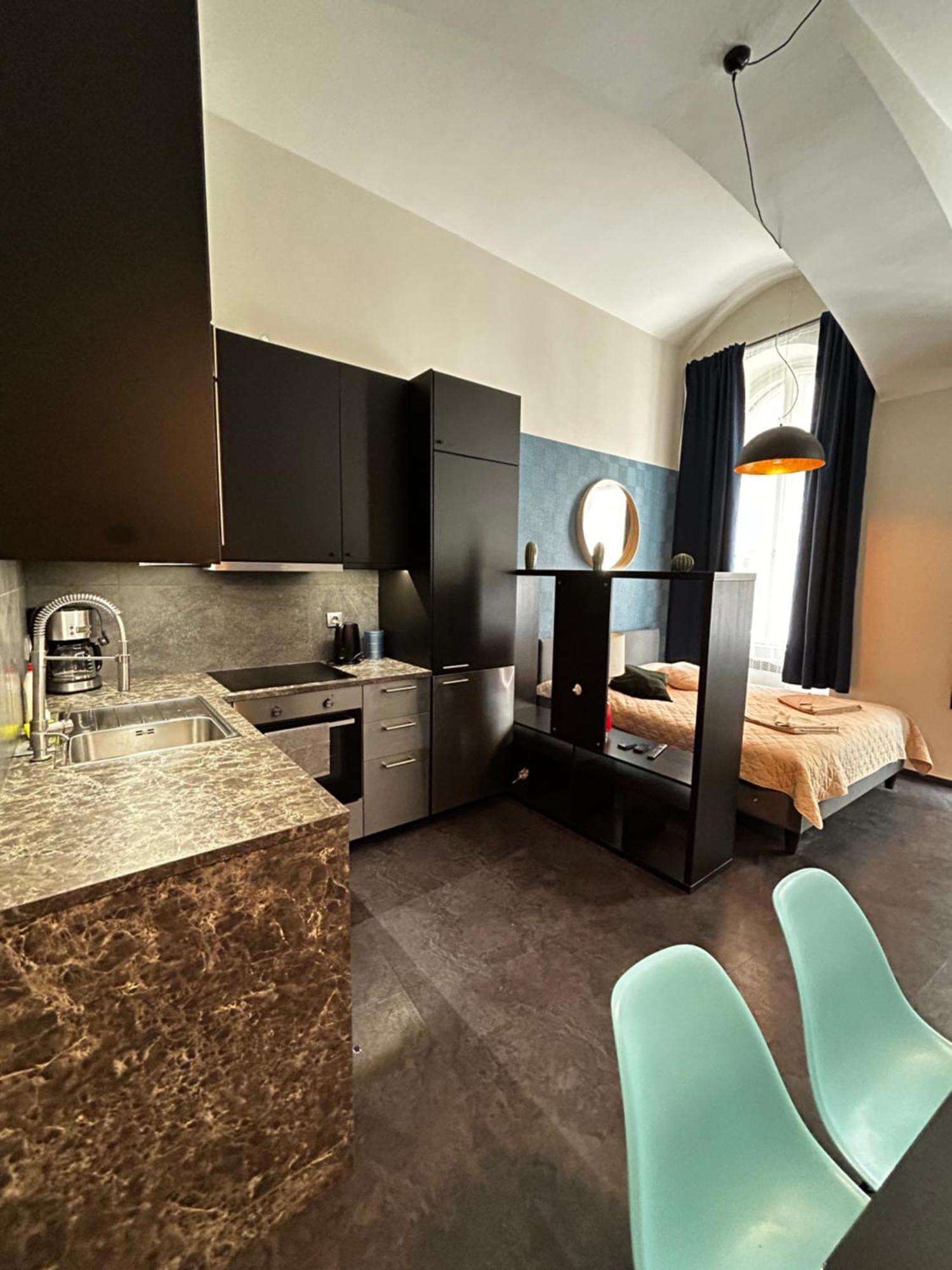 Apartments In The Heart Of 프라하 외부 사진
